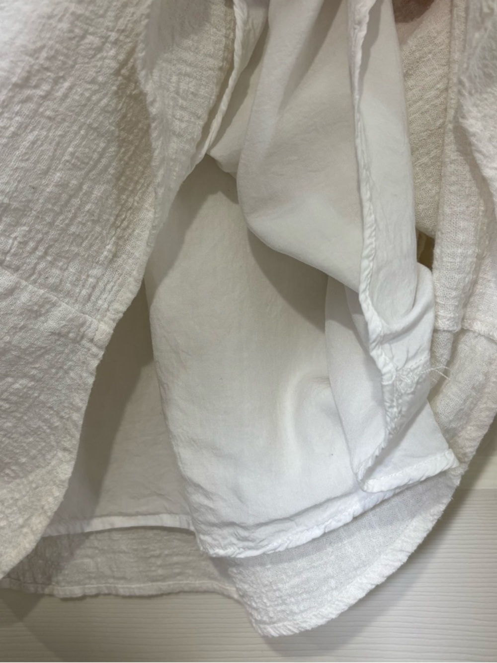 Coastal Button Down Top Womens Medium White Pockets Beach Travel Textured Resort - Picture 4 of 9